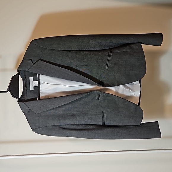 H&M Slim Fitting Blazer - Picture 2 of 4